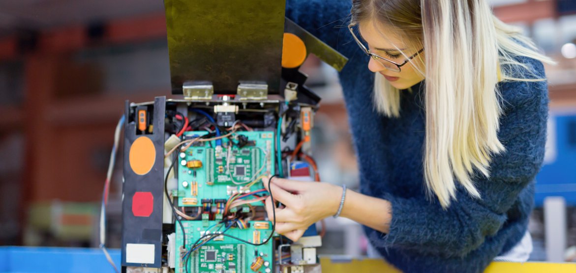 Licenciatura en Inteligencia Artificial y Robótica